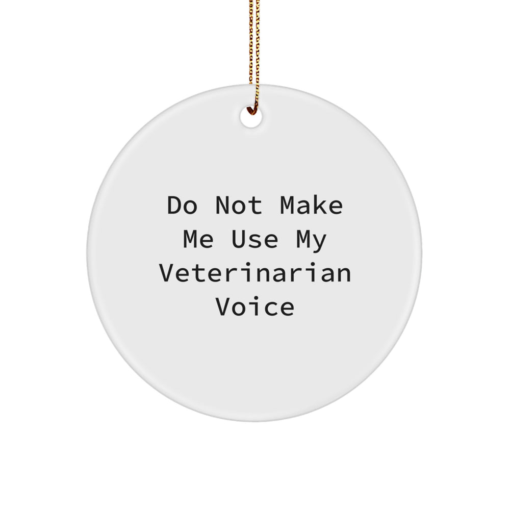 Funny Veterinarian Christmas Circle Ornament Gifts from Family and Friends to Veterinarian, Unique White Circle Shaped Decorations - Image 1